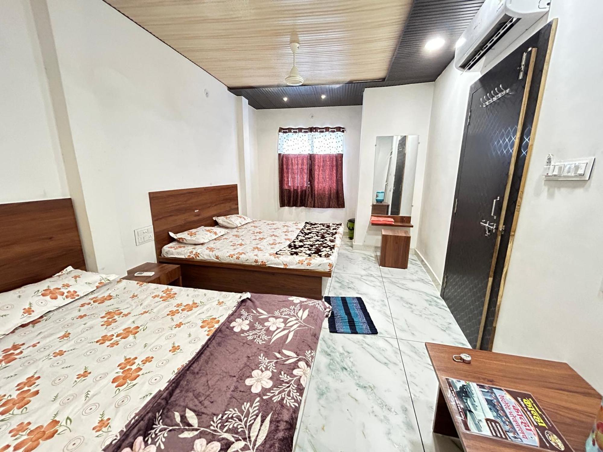 Hotel Shree Sidhi Vinayak Ujjain Exterior photo